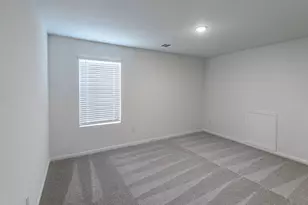 13621 Endless Narrow Ln, Elgin, TX 78621 - Photo 5