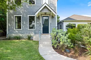 2110 E 9th St, Austin, TX 78702 - Photo 1