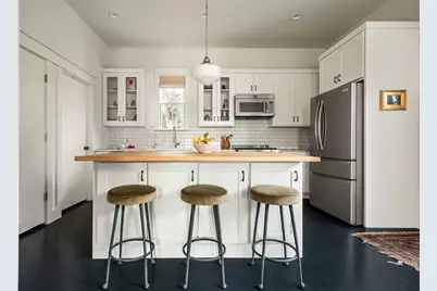 2110 E 9th Street, Austin, TX 78702 - Photo 9