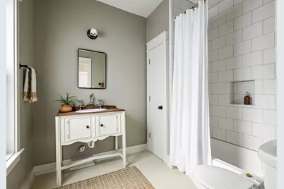 2110 E 9th Street, Austin, TX 78702 - Photo 27