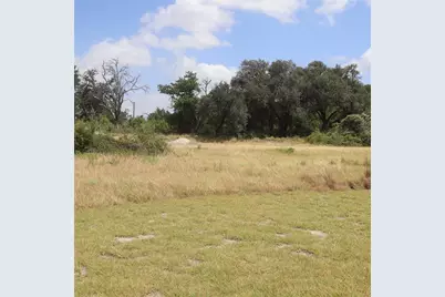108 Mesones Road, Florence, TX 76527 - Photo 3
