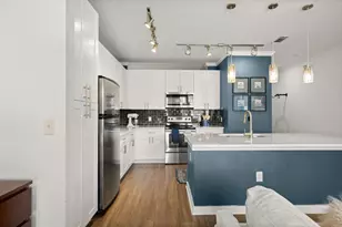 1900 Barton Springs Rd, Austin, TX 78704 - Photo 5