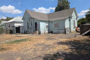 710 S 19th St, Temple, TX 76504 - Photo 1