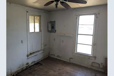 710 S 19th Street, Temple, TX 76504 - Photo 27
