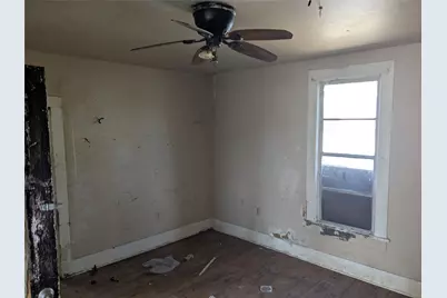 710 S 19th Street, Temple, TX 76504 - Photo 17