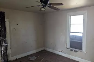 710 S 19th St, Temple, TX 76504 - Photo 17