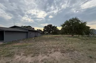 850 Co Rd 218, Florence, TX 76527 - Photo 3