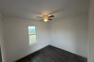 850 Co Rd 218, Florence, TX 76527 - Photo 7