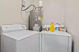 1906 Valley Hill Cir, Austin, TX 78741 - Photo 17