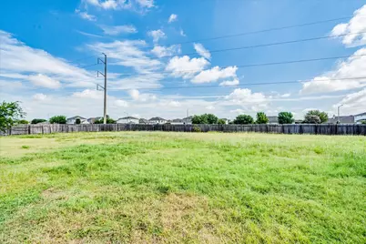13408 Dwight Eisenhower Court, Manor, TX 78653 - Photo 31