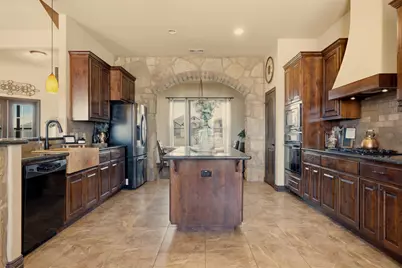 116 Sarahs Lane, Liberty Hill, TX 78642 - Photo 9