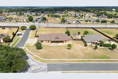 116 Sarahs Lane, Liberty Hill, TX 78642 - Photo 17