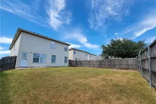 6713 Panda Royle Dr, Del Valle, TX 78617 - Photo 33