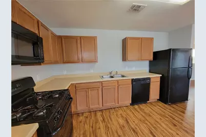 6713 Panda Royle Drive, Del Valle, TX 78617 - Photo 11