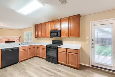 610 Carole Cove, Bastrop, TX 78602 - Photo 13