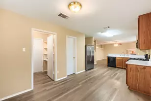 610 Carole Cove, Bastrop, TX 78602 - Photo 15