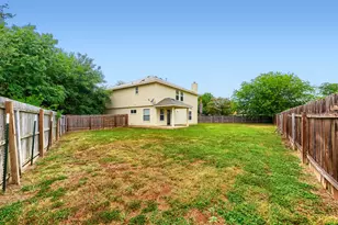 610 Carole Cove, Bastrop, TX 78602 - Photo 29