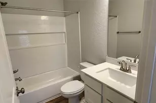 212 Los Olives Ln, Liberty Hill, TX 78642 - Photo 15