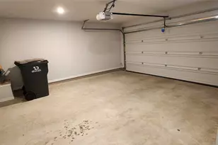 212 Los Olives Ln, Liberty Hill, TX 78642 - Photo 7