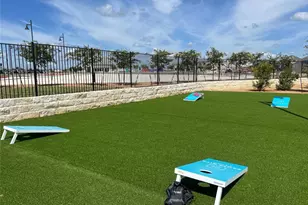 212 Los Olives Ln, Liberty Hill, TX 78642 - Photo 31