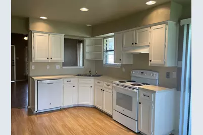 206 E Walter Street #A, Pflugerville, TX 78660 - Photo 3