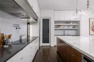 6607 W Courtyard Dr, Austin, TX 78730 - Photo 11