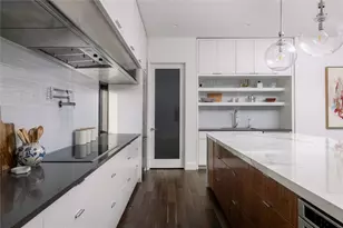 6607 W Courtyard Dr, Austin, TX 78730 - Photo 11