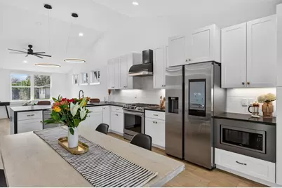 504 W Croslin Street, Austin, TX 78752 - Photo 9