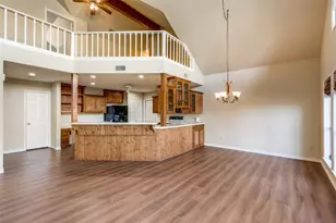 106 Redbud Dr, Spicewood, TX 78669 - Photo 7