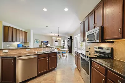 18717 Royal Pointe Drive, Pflugerville, TX 78660 - Photo 5