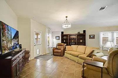 18717 Royal Pointe Drive, Pflugerville, TX 78660 - Photo 9