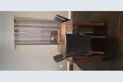 407 S Main Street, Taylor, TX 76574 - Photo 5