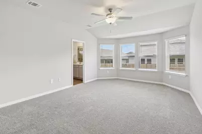 145 Sleep Hollow, Jarrell, TX 76537 - Photo 5