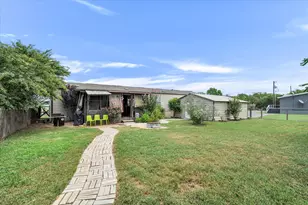1500 Wattsville Rd, Luling, TX 78648 - Photo 23