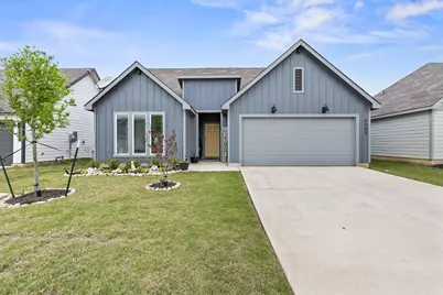 405 Perry Place, Rockdale, TX 76567 - Photo 1