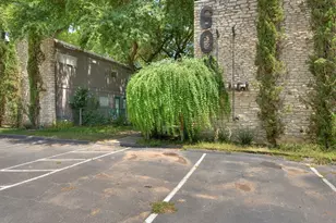 604 Franklin Blvd, Austin, TX 78751 - Photo 1