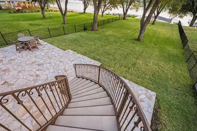 327 Meadowlakes Drive, Meadowlakes, TX 78654 - Photo 13