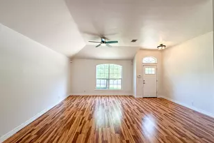 16908 Cactus Blossom Dr, Pflugerville, TX 78660 - Photo 3