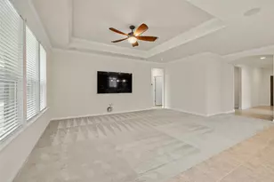 203 Longview Ln, Georgetown, TX 78633 - Photo 5