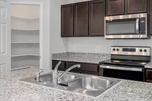 144 McNamara Ct, Jarrell, TX 76537 - Photo 5