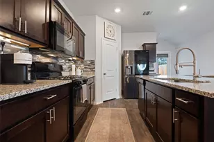 140 Skipping Stone Ln Ln, San Marcos, TX 78666 - Photo 17