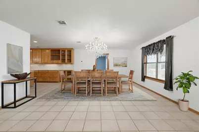 640 W F Avenue, Milano, TX 76556 - Photo 5