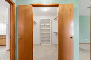 640 W F Ave, Milano, TX 76556 - Photo 17