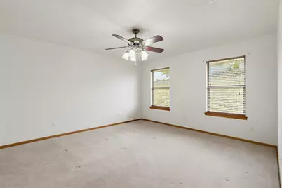 640 W F Avenue, Milano, TX 76556 - Photo 23