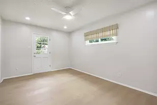 3112 Crosscreek Dr, Austin, TX 78757 - Photo 21