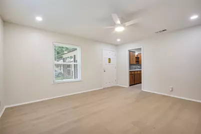 3112 Crosscreek Drive, Austin, TX 78757 - Photo 3