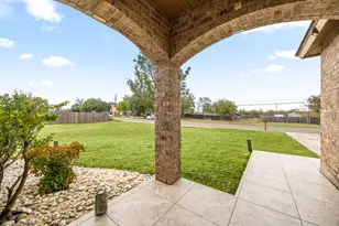 166 Kristen Dr, Kyle, TX 78640 - Photo 3