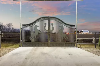 178 Balch Road, Elgin, TX 78621 - Photo 3