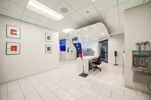 555 E 5th St, Austin, TX 78701 - Photo 31