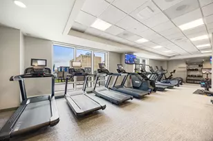 555 E 5th St, Austin, TX 78701 - Photo 27